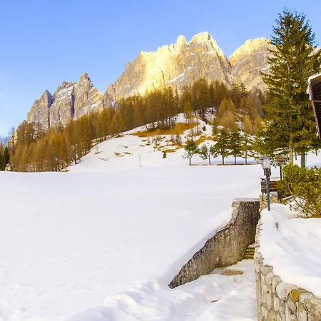 Monolocale Romantico Tra Le Vette Di Cortina Lägenhet